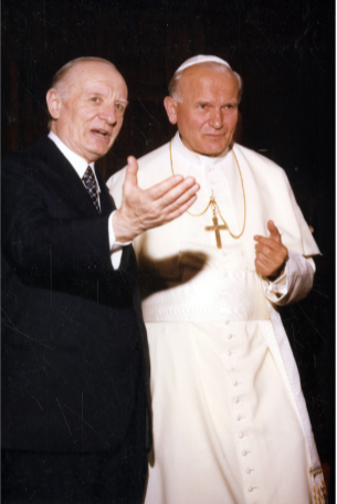 Giuseppe Lazzati con Giovanni Paolo II