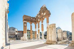 Capitolium panorama web.jpg